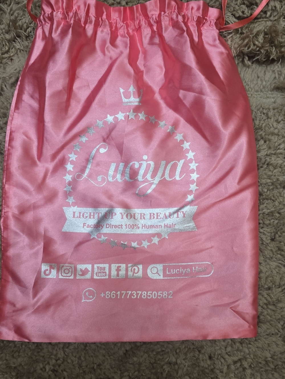 NWT Beautiful Soft Lace Front Wig